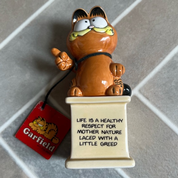 Enesco Garfield “Life is a healthy respect…” ceramic Garfield figurine - Picture 1 of 4